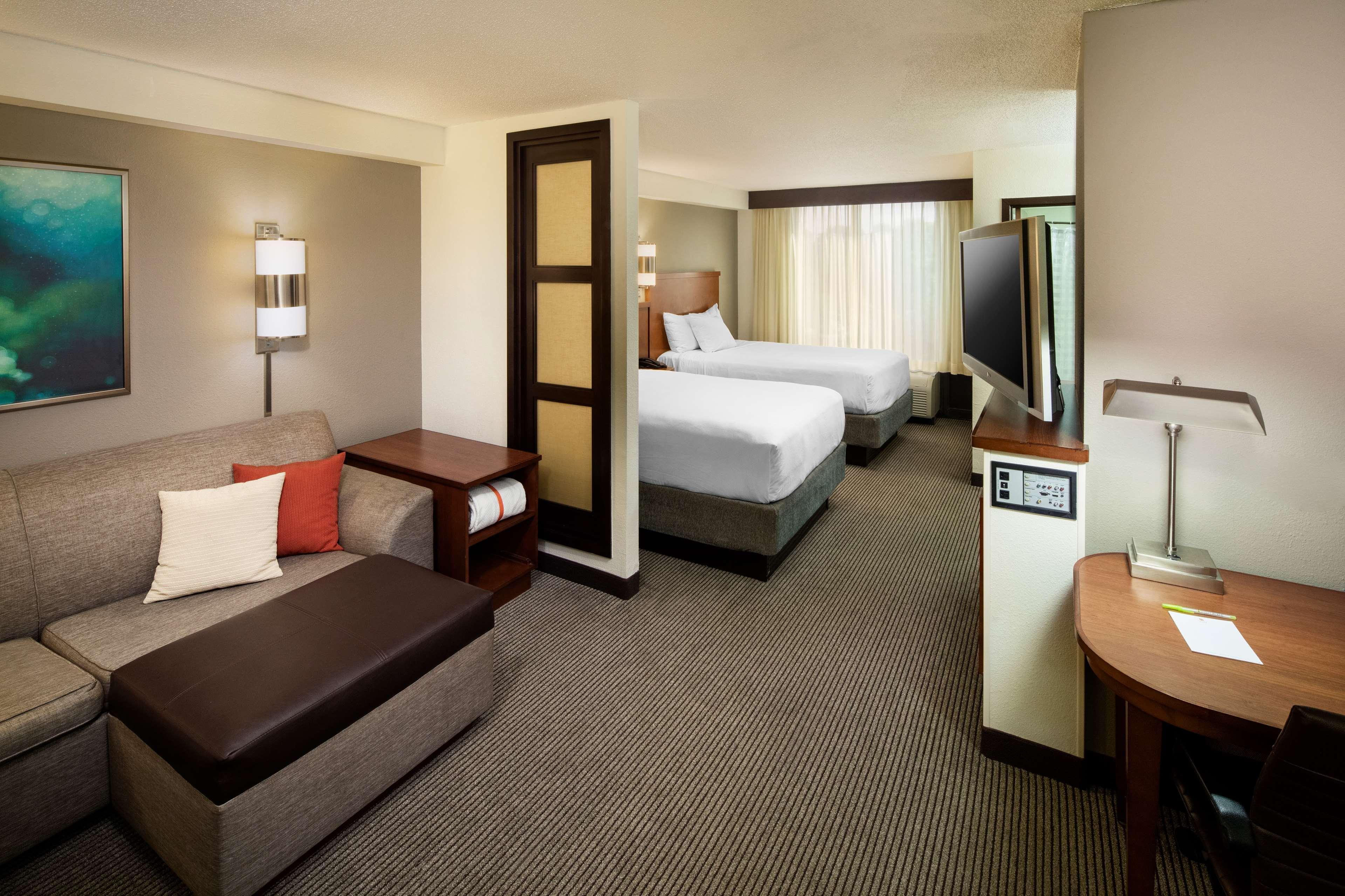 Hyatt Place Topeka Luaran gambar