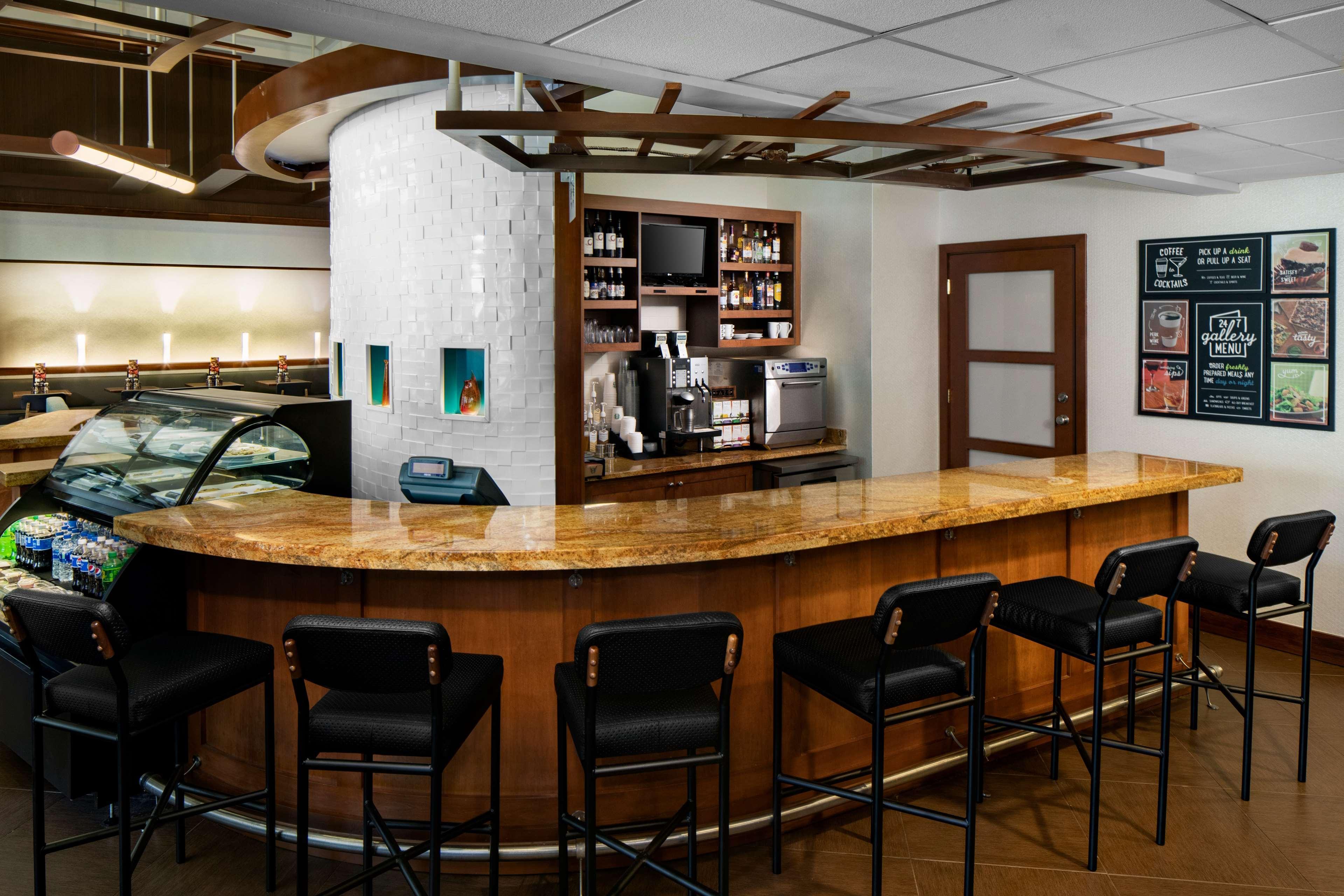 Hyatt Place Topeka Luaran gambar