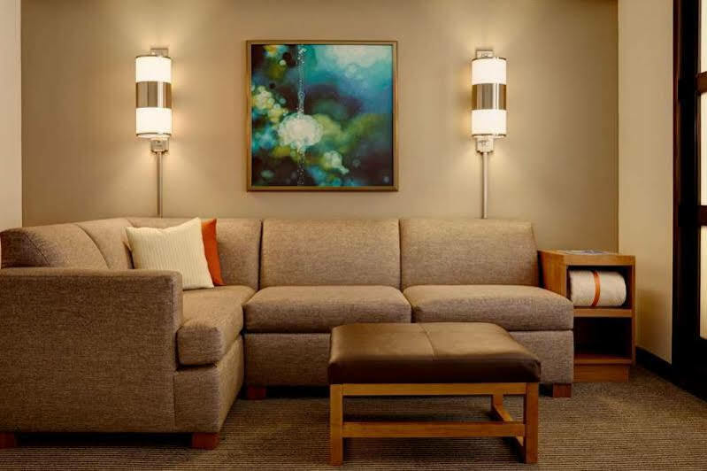 Hyatt Place Topeka Luaran gambar